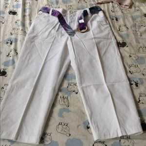 Sunset Cove White Capris Pants